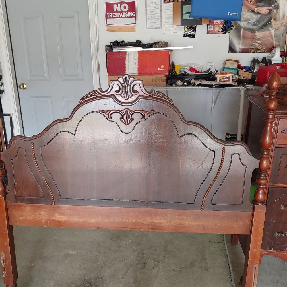 Bedroom Set - Picture 4 of 4